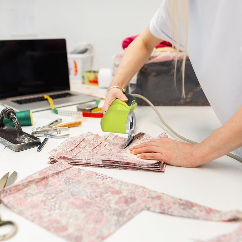 Evcitn Cordless Electric Scissors, Rechargeable Self-Sharpening Rotary Cutter for Cardboard, Fabric, Carpet, Leather & Plastic (Green)